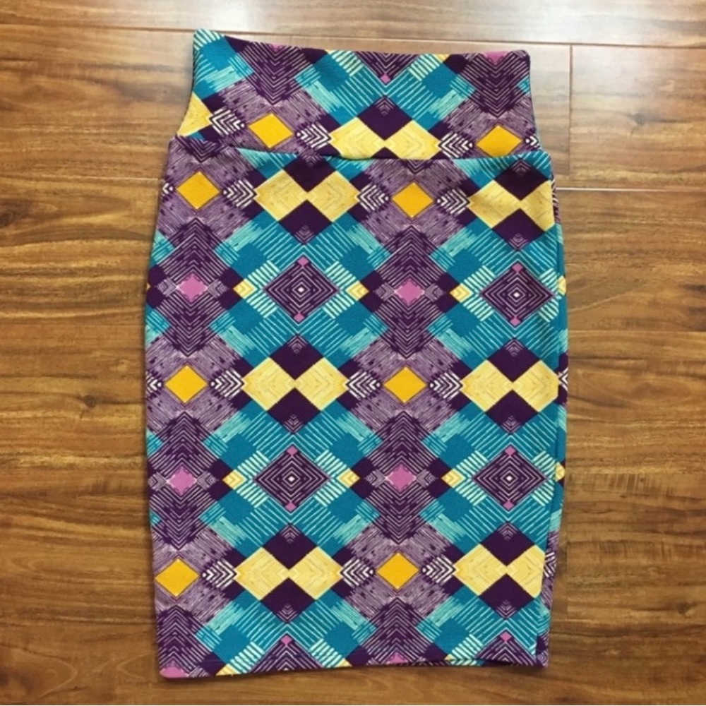 LuLaRoe Women's Multicolor Abstract Chevron Stretch Bodycon Skirt Size XS Casual